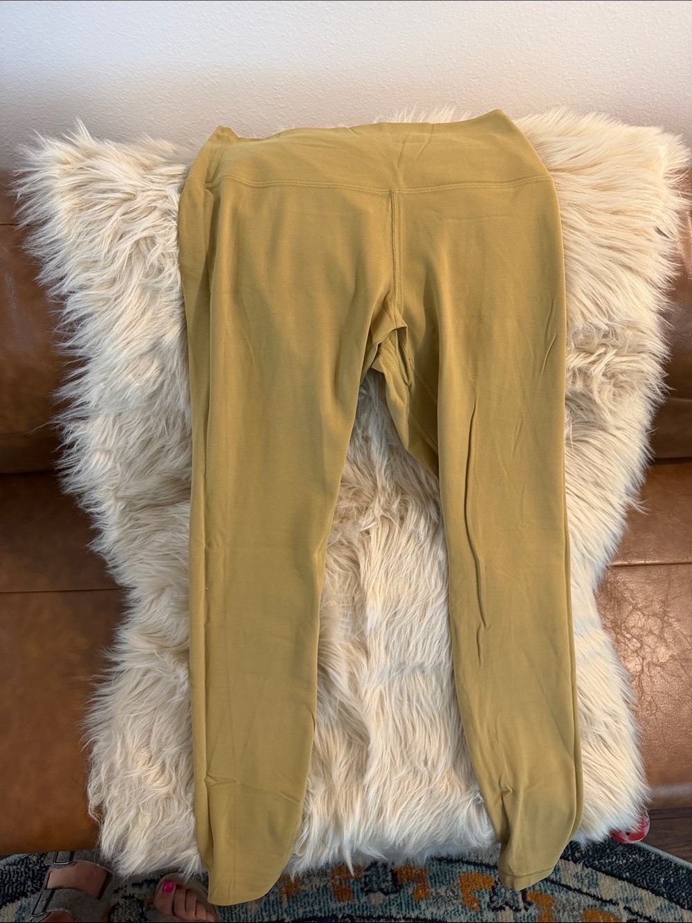 Lululemon mustard/gold leggings